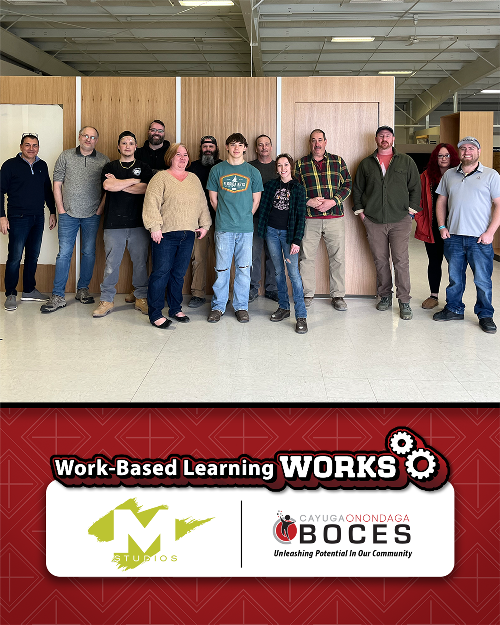  Schoonmaker standing with the workers of Mack Studios